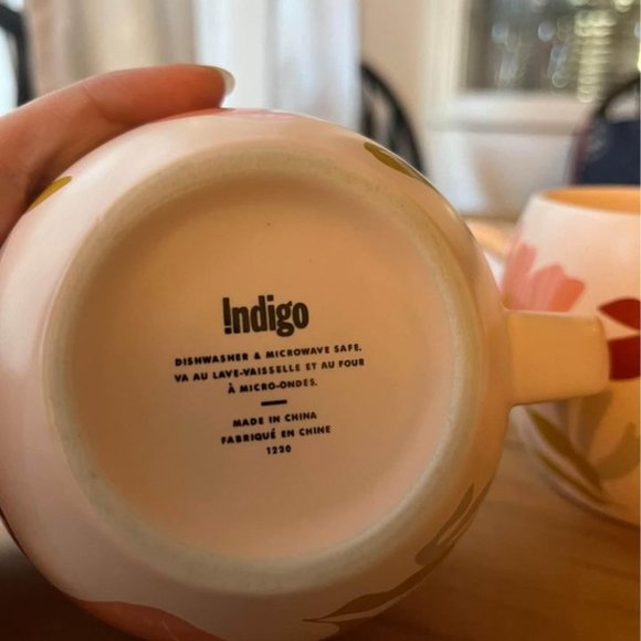(2) Floral Indigo mugs - Picture 2 of 3